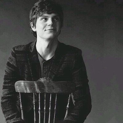 evanpetersxox1's profile picture. follow @lackedlostsoul