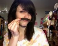 Lynn4317's profile picture. Kötü erkekler yatağına, iyi erkekler kalbine girmek için yalan söyler.