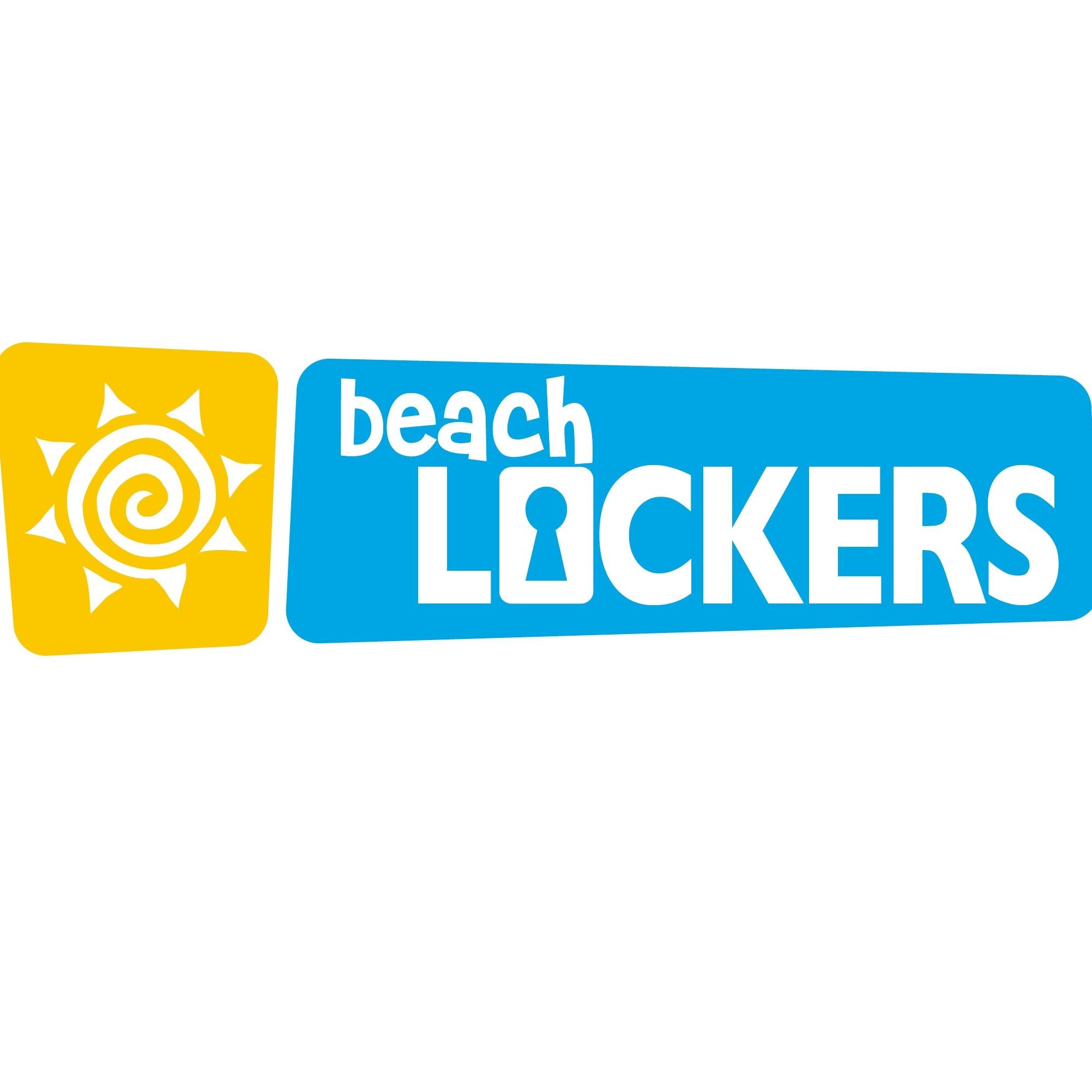 Estudiantes de Ing. Comercial emprendiendo a través del arriendo de lockers en la playa El Abanico, en Maitencillo, durante el mes de enero 2015.