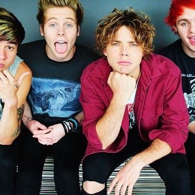 Ashtin5S0S's profile picture. free follow from @idk_nessa follow that account if youd like