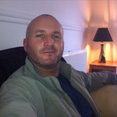 nellycardiff's profile picture. chilling with my son!!