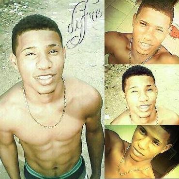 my vida es la música d(-_-)b y tu
(●*∩_∩*●) eres mi felicida(∪ ◡ ∪) 
•·.·´¯`·.·• sigeme •·.·´¯`·.·•y •·.·´¯`·.·• te sigo•·.·´¯`·.·•