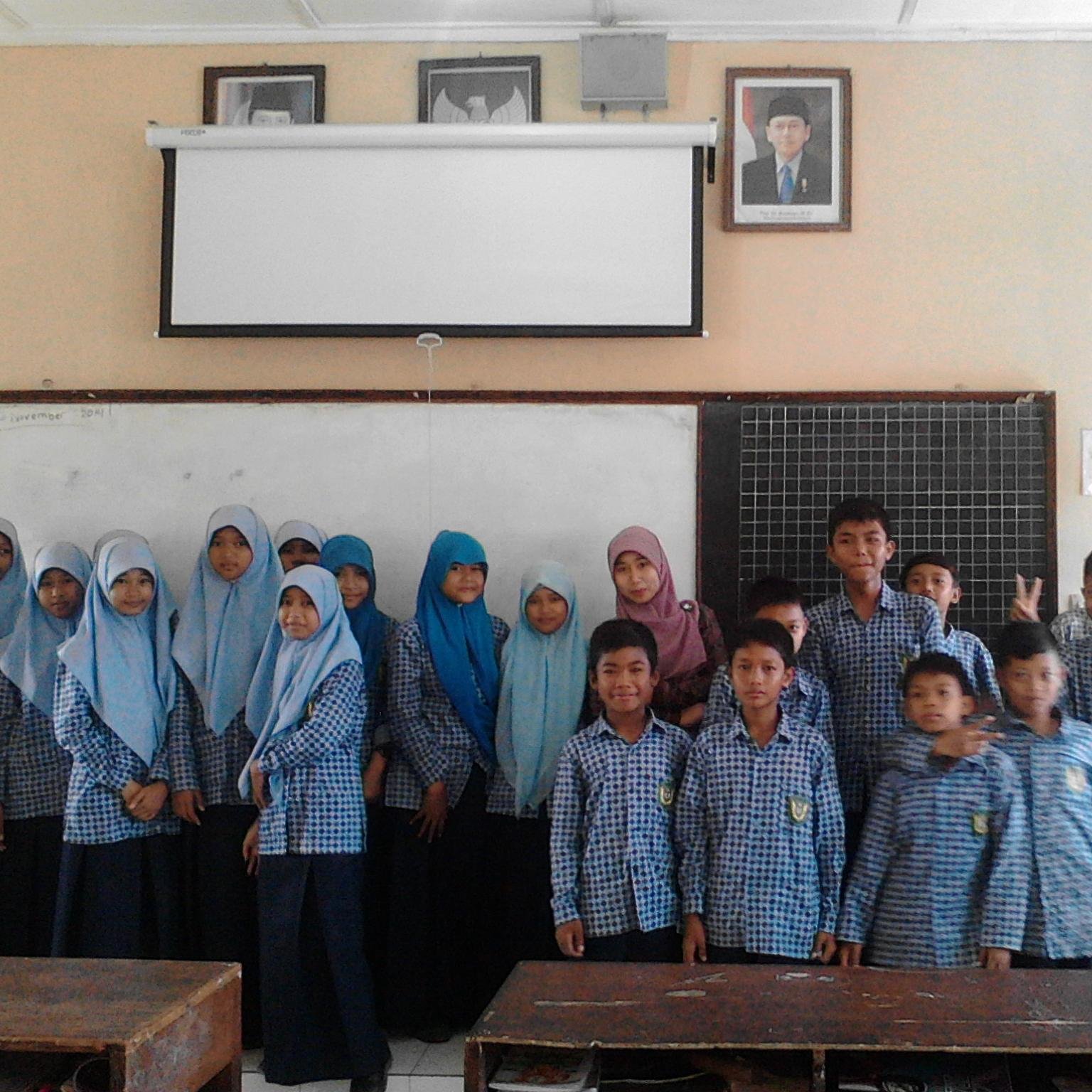 aku bingung knpa hubungan qt jd seperti ini, ya Allah