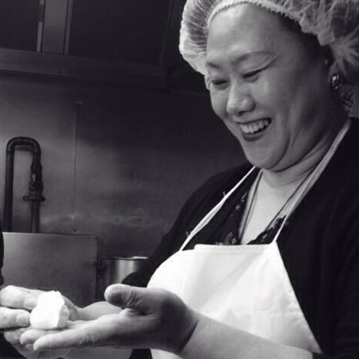 For Mama dumplings are an art form, not just a passion, it’s an obsession! Our food made freshly from quality ingredients hand picked and prepared by Mama.