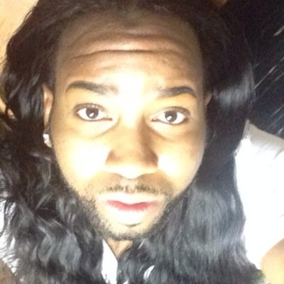 Divo= in his own world, born unique, raised to be different, groomed to lead not follow... Humble. #UCF #Stylist #FMT!!! Email: book.divoscizorhandz@gmail.com
