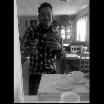 FOLLOW Louieetolit