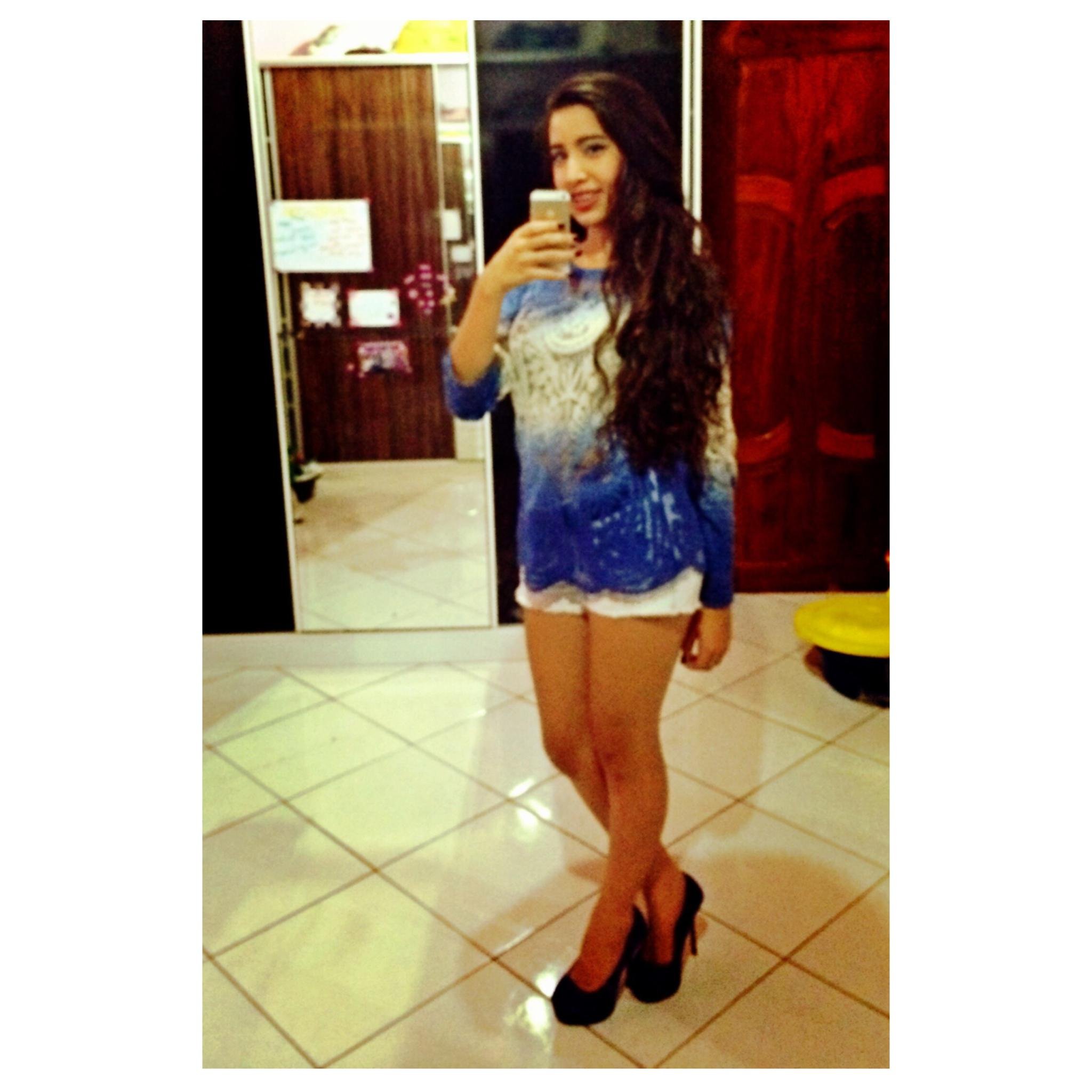 DIRECTIONER S2 - Alex and Sierra follow me 03.03.14 Eleven Past One follow me 01.03.14