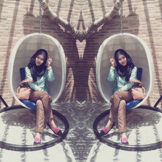 vhenovee's profile picture. Bismillah for everything ★