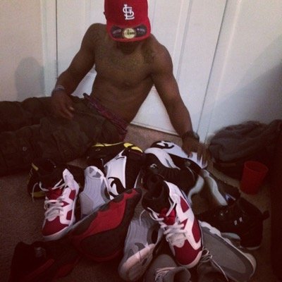 #TeamPatriots
#TeamOkc
4⃣'S Pusha
Irey Boii
Bottom Boii
Li Yella 
#TrustNoHoe
#BitchGoneBeABitch
#Youn&Reckless
#DisrespectfulAF
#SoWhat
#300Hunna
#OhhBlahh
