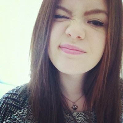 Loli_Popps's profile picture. Home is behind
World is ahead 
& there are many paths to tread