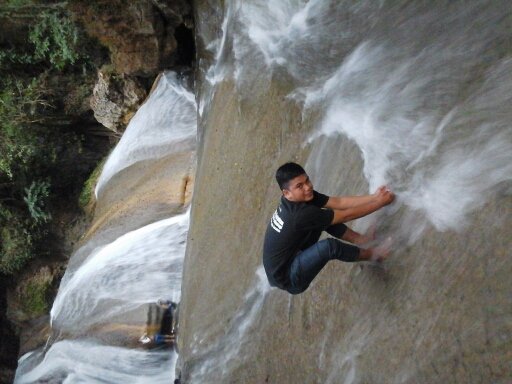 YAKIN USAHA SAMPAI...