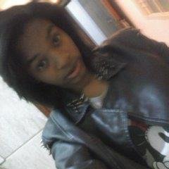 helencris1dmais's profile picture. 