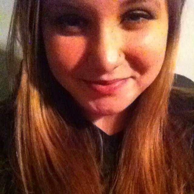 _ohgravity's profile picture. C'est la vie