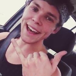 MegatipsStardol's profile picture. 