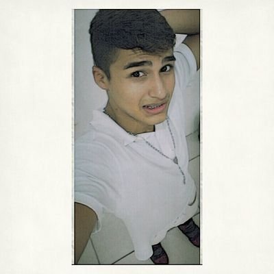 Foi quando conheceu uma menina e de todos seus pecados ele se arrependeu ♩♪