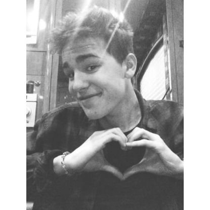 ayeeejacob's profile picture. follow @idkwhoseside