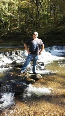 Husband, father, Tide fan, car enthusiast, man of God! Roll tide and God bless!