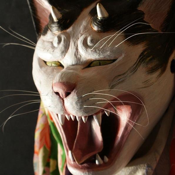 猫面他猫立体をぼちぼち。展示予定外日々のつれづれ。猫面/猫立体/化け猫/アート/仏像/寺/神社/怪談/心霊/妖怪/民俗/祭/博物館/美術館/B級&ポンチスポット/全日本床で寝る協会会長/ HP https://t.co/MRwT63YqWR