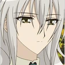 #Yuri ¿Mujeriega? Todas me aman... No las puedo culpar. Soy la Etoile, así que trátame con respeto. ¿Quieres ser parte de mi harem? No importa, ya estás dentro.