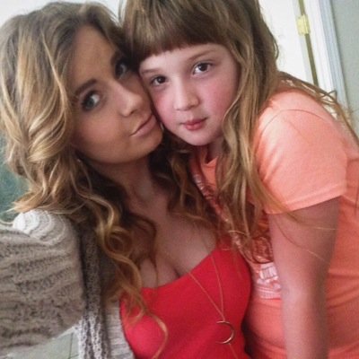 hi im chloe and my header and photo are me and my sister paige i have 2 brothers 1. pereston 2. holden then my mom and dad