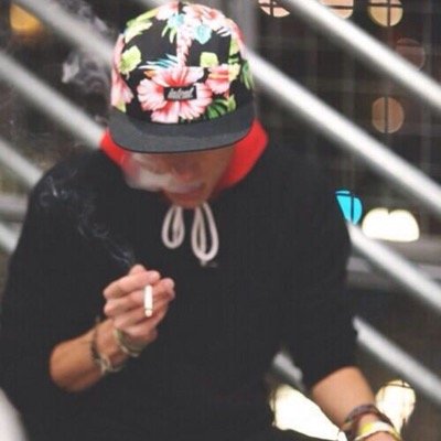 Free follow from the person who helps you see @Glcsses