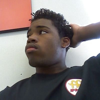 follow me on IG @larry504boy and hmu on Kik:big_dog_98