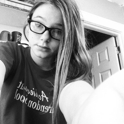 Hey im amanda im 12 i love basketball. My favorite teams are thunder,bulls,cavilers,yankeeys,giants,and notredam