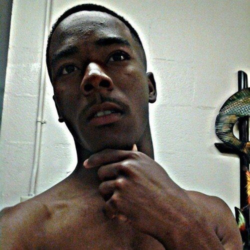 Name Ted just a young nigga tryna get it um 19 & just finish job corp to become a collision repair technician