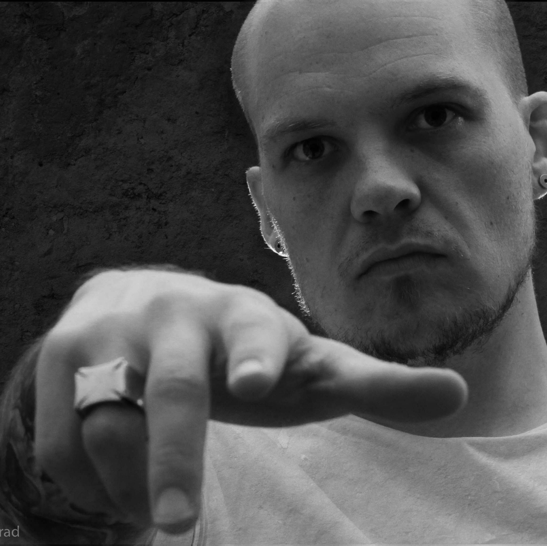 warbradcpt's profile picture. IT man, photographer and aspiring brewer with a little bit of blogging thrown into the mix for good measure.