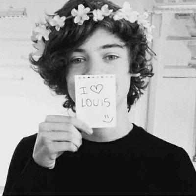 hazza ! #LarryIsReal #LarryStylinson My favs : Harry ~ Louis ! Zayn Liam Niall #EMABiggestFans1D Mkesure that you follow my instagram @Larryhazzastylinson :)
