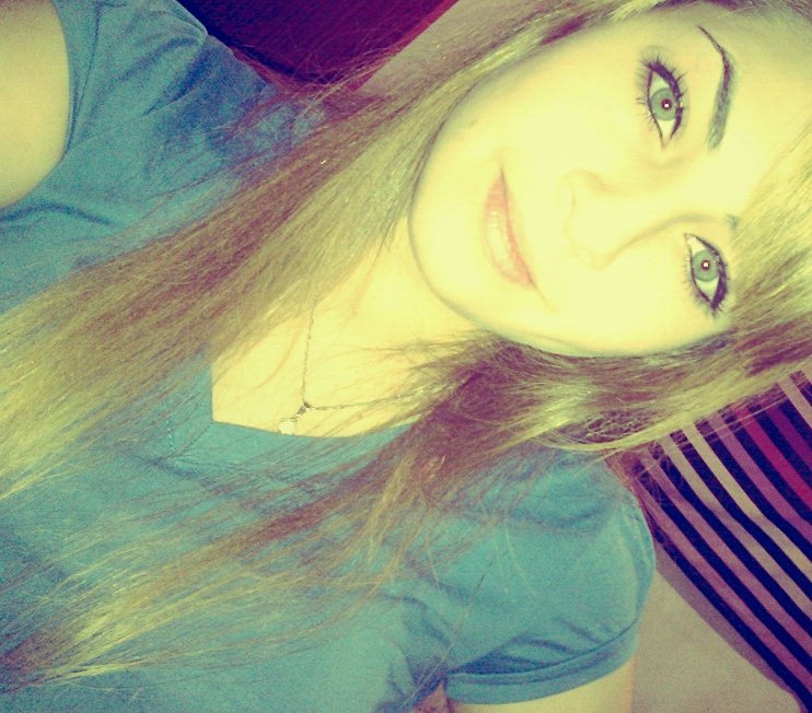 Karuh_Cafm's profile picture. 