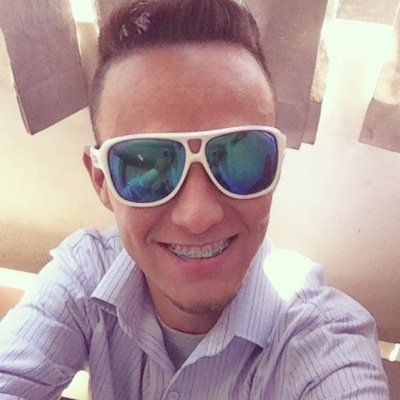 Sou melhor que vc pode imaginar blinda sua mente, por que eu vou entrar 
Não deixa tua maldade cobrir seu sorriso quem tem 7 vidas é o gato então toma juízo ♪♫