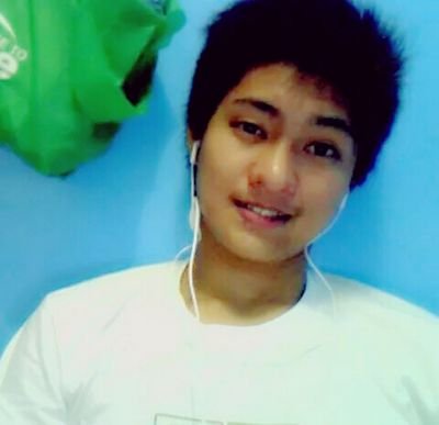 PUSONG BATO SIMULA NANG MASAKTAN I dont care about lies and for me i will LOVE YOU THRICE. | Singer | Single | Bachelor of Science in Business Administration |