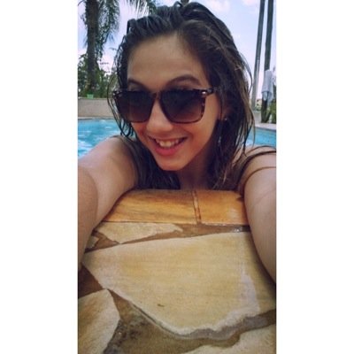Deixe que o vento leve pra longe tudo aquilo que te trava de sorrir. ✨