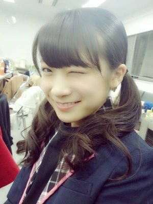 ある日握手会で真夏にずっきゅんされてから虜になりました!!真夏推しの人よろしくお願いします!!と言いつつなーちゃんもいい…(((^^;)