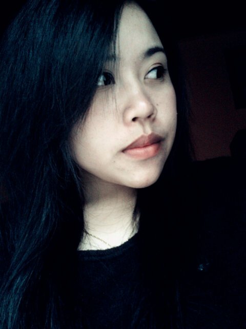 I know that I am not completely perfect, BUT there must be something very beautiful in me.. ^_^