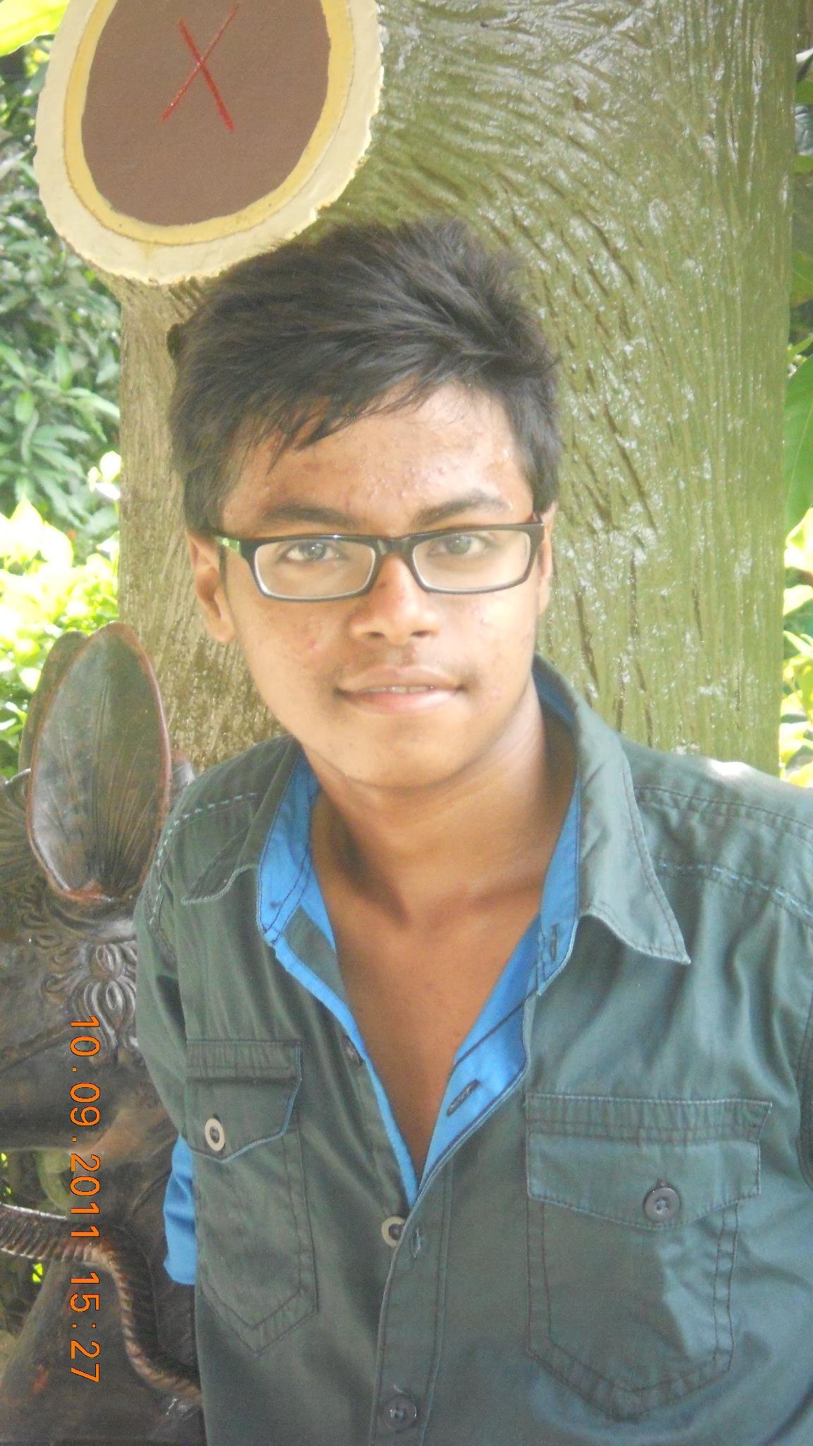 I am @Higher Secondary School and still on My aim , To become a Businessman.
