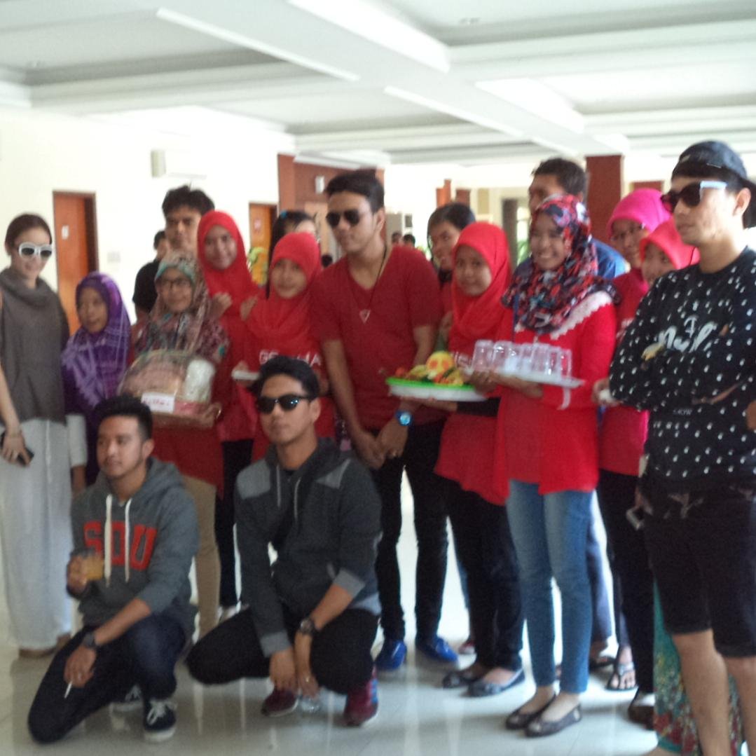 MyGeisha_TEGAL's profile picture. MyGeisha Tegal SAH di resmikan oleh @geishaindonesia pada tanggal 08 November 2014 . Cp @rk_candra : 089688823718