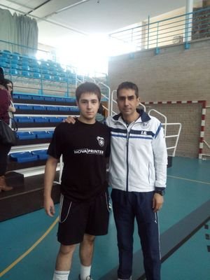 Entrenador Nacional de balonmano                         🤾🏻‍♂️ Beti Onak
