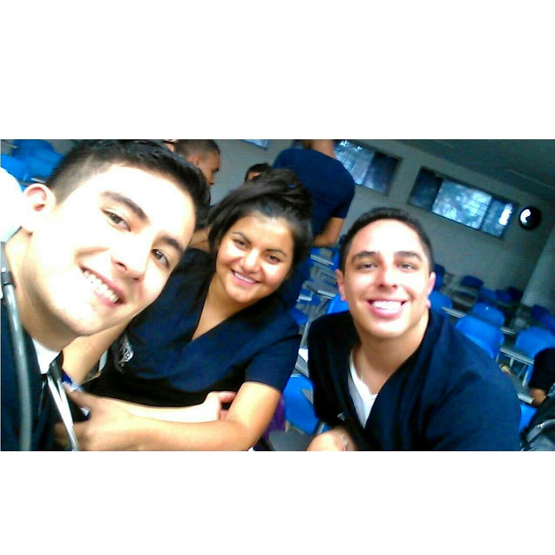 Estudiante de Medicina Universidad del Cauca - instagram: johnvalencia_96