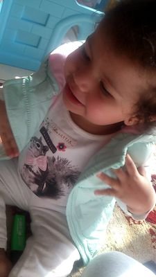 لمحت عيناه ف بتليت ادخلني عالمه واصبحت انا به وهو مني ..
Dammam☆