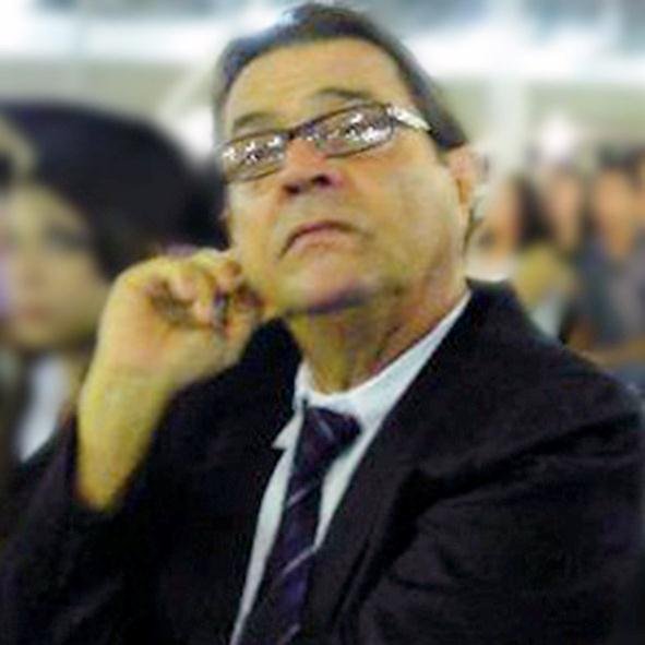 Escritor de poucas letras