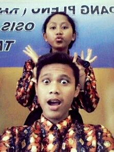 Udah nggak ke pake follow aja satunya @Atirta27