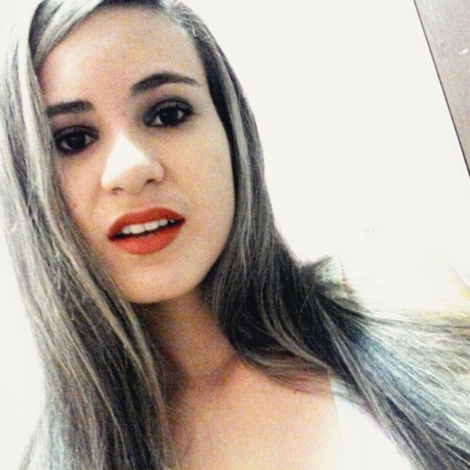 EVANGÉLICA, CRIATIVA, ENGRAÇADA, PINK, FELIZ :D