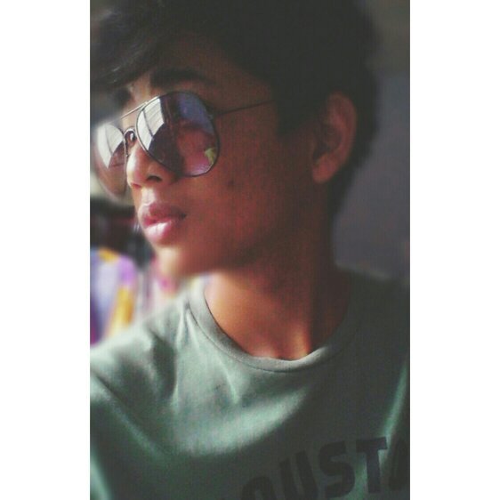 Izham,
WeChat ; ThatWhatWeCallNoLife
Instagram ; Theizham_
Unfollow detected .