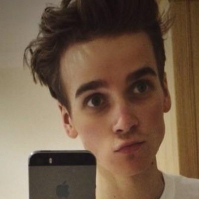 Free follow from @Suggly_ Please go follow her!