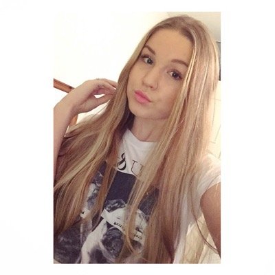 Instagram: amyyhartjex