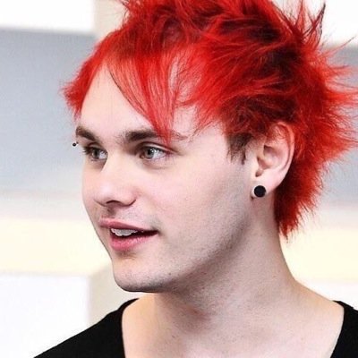 Hey this is a free follow from @rejectphan you should follow her, she'll follow back