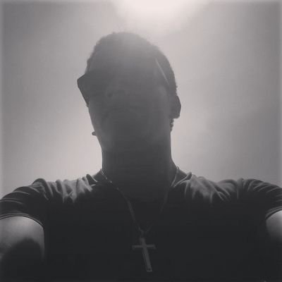 victorjuliosf's profile picture. UDOAnz-Ingeniería Eléctrica / Nuestras metas y esperanzas estan a la par de las estrellas en el cielo!