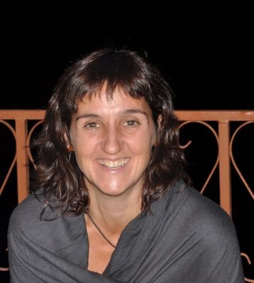 Psicòloga i terapeuta familiar. Interès per la gent, el món i la vida. Teràpia online